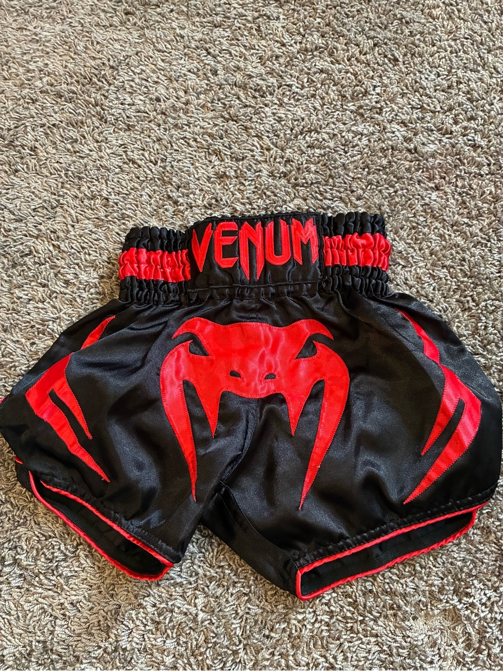 Venum big kid large MUAY THAI BOXING SHORTS